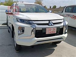 میتسوبیشی L200